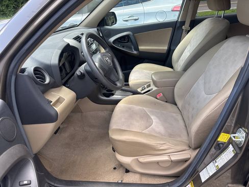 Used 2011 Toyota RAV4 4WD w/ Base L4 Extra Value Pkg image 13