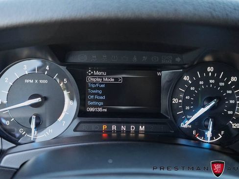 Used 2017 Ford Expedition XLT AWD/4WD image 22