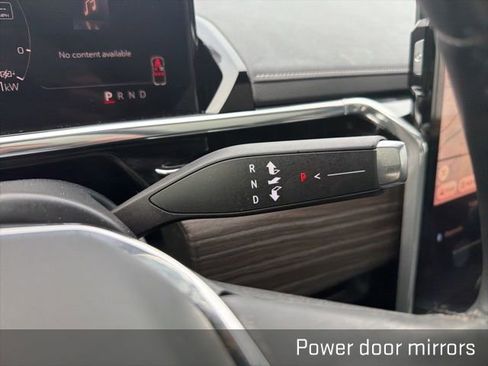 Used 2024 GMC Sierra EV Denali image 38