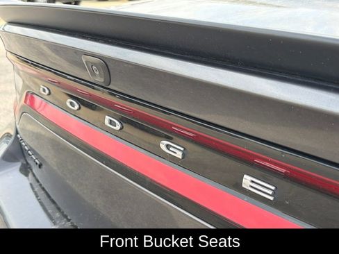 Used 2019 Dodge Charger SXT w/ Blacktop Package image 8