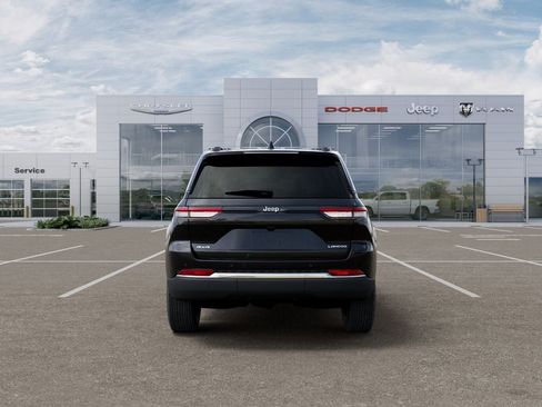 New 2026 Jeep Grand Cherokee Laredo AWD/4WD image 7