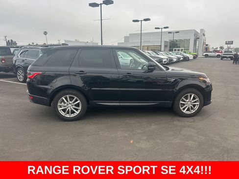 Used 2018 Land Rover Range Rover Sport SE image 9