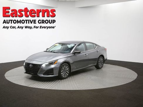 Used 2024 Nissan Altima 2.5 SV image 54