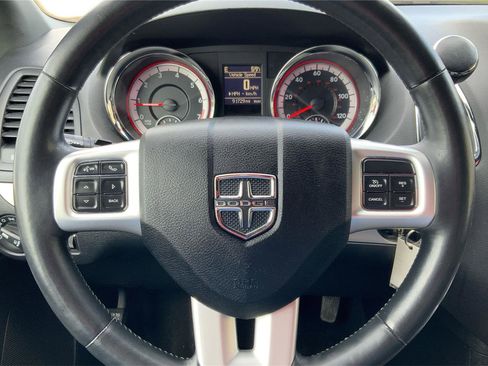 Used 2019 Dodge Grand Caravan GT FWD image 16