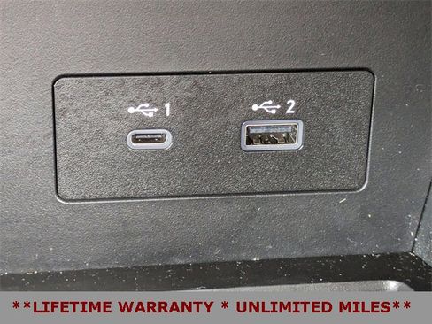 Used 2025 Nissan Pathfinder Platinum w/ Cargo Package image 27