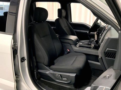 Used 2018 Ford F150 XLT w/ Equipment Group 302A Luxury image 16