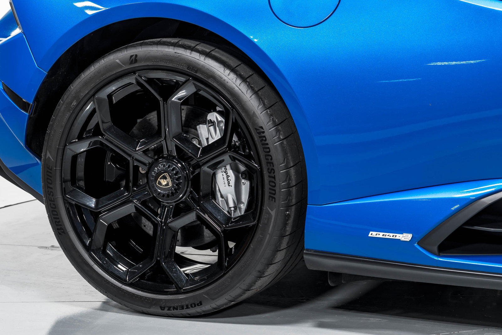Used 2023 Lamborghini Huracan Tecnica RWD image 48