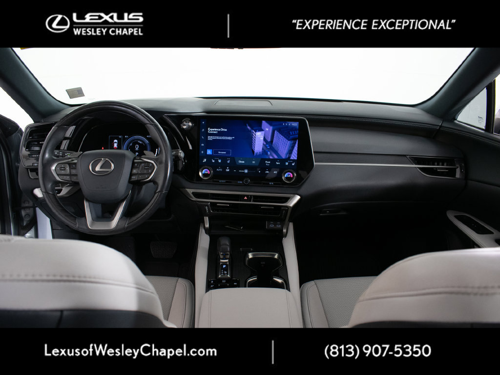 Used 2023 Lexus RX 350h w/ Accessory Package (Z1) AWD/4WD image 18