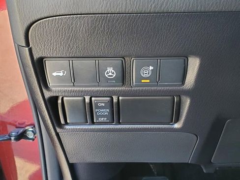 Certified 2022 Nissan Armada Platinum image 20