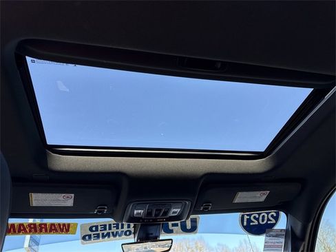 Used 2021 Chevrolet Silverado 2500 High Country w/ Z71 Off-Road Package image 12