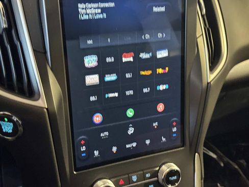 Used 2024 Ford Edge SEL w/ Convenience Package image 22