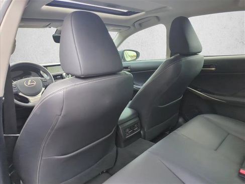 Used 2017 Lexus IS 200t w/ Navigation System Package RWD image 20