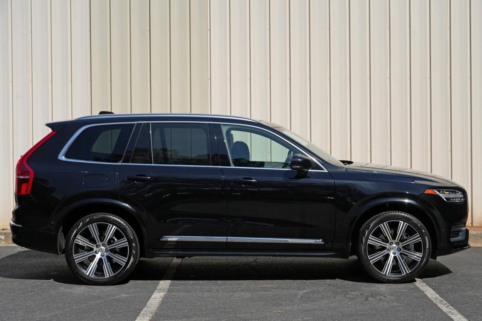 Used 2024 Volvo XC90 T8 Ultimate w/ Lounge Package AWD/4WD image 56