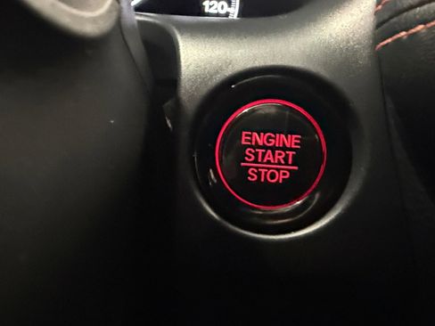 Used 2023 Honda HR-V Sport image 33