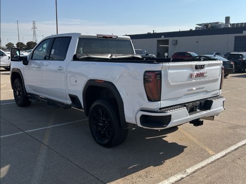Used 2025 GMC Sierra 2500 AT4 AWD/4WD image 6