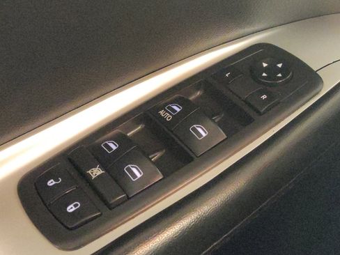 Used 2018 Dodge Journey SE w/ Popular Equipment Group FWD image 27