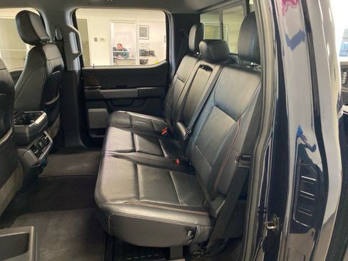 Used 2022 Ford F150 Lariat image 9