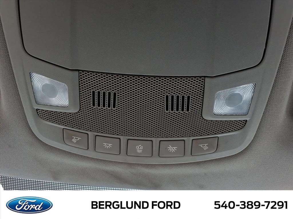 Used 2019 Ford F550 2WD Regular Cab Super Duty image 30