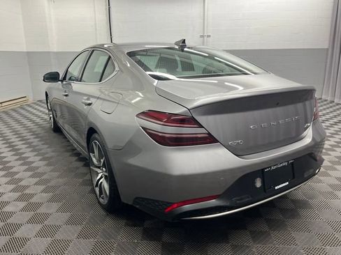 Used 2023 Genesis G70 2.0T image 6