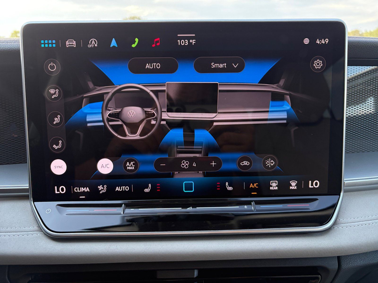 New 2026 Volkswagen Tiguan SE FWD image 18