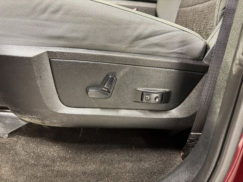 Used 2017 RAM 1500 Outdoorsman image 23