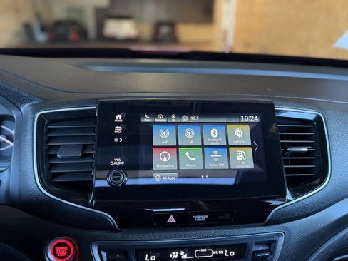 Used 2022 Honda Passport TrailSport image 30