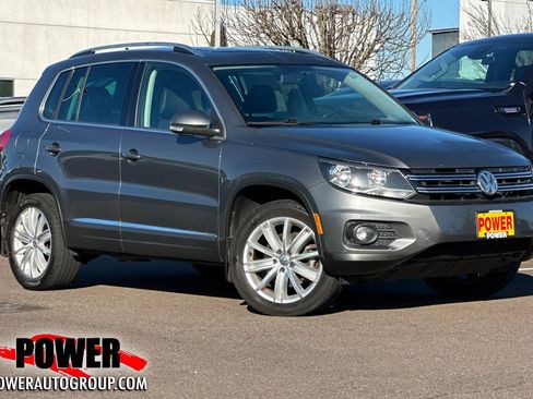 Used 2015 Volkswagen Tiguan SE image 1