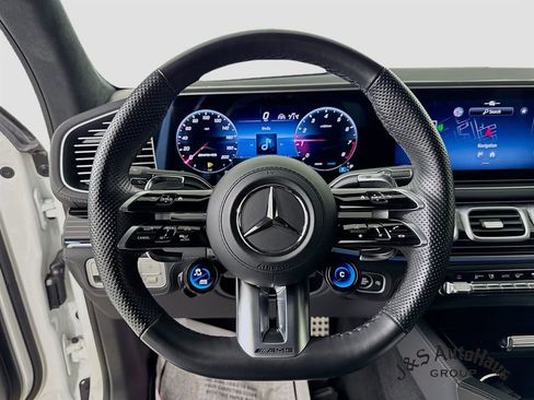 Used 2024 Mercedes-Benz GLS 63 AMG 4MATIC image 12