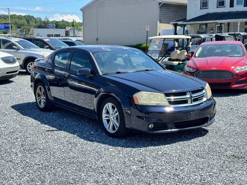 Used 2011 Dodge Avenger Heat FWD image 3