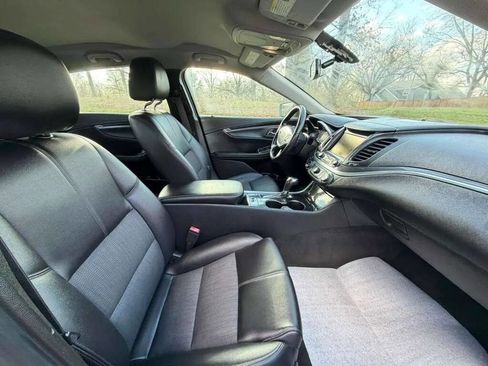 Used 2019 Chevrolet Impala LT image 10