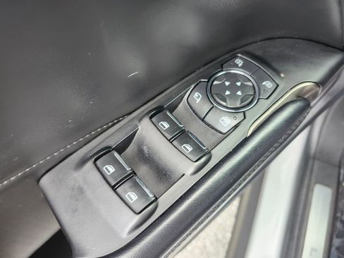 Used 2019 Lincoln MKC Select w/ Select Plus Package image 30