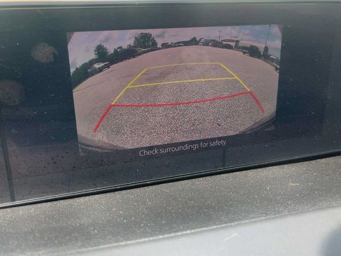 Used 2020 MAZDA MAZDA3 Hatchback FWD image 15