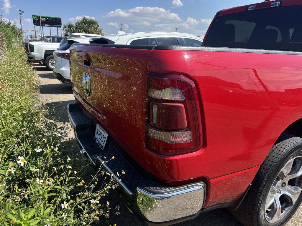 Used 2024 RAM 1500 Laramie RWD image 13