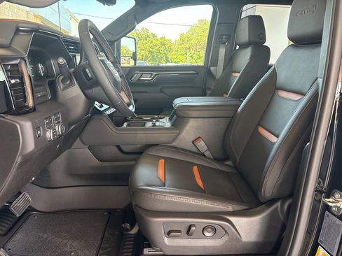 New 2026 GMC Sierra 2500 AT4 w/ AT4 Premium Plus Package image 8