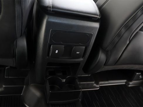 Used 2023 Ford Explorer XLT w/ Equipment Group 202A image 24