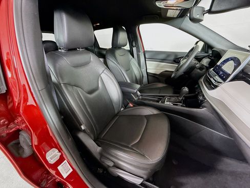Used 2025 Jeep Compass Limited AWD/4WD image 33