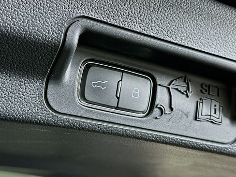 Used 2024 Ford Explorer XLT w/ Equipment Group 202A image 29