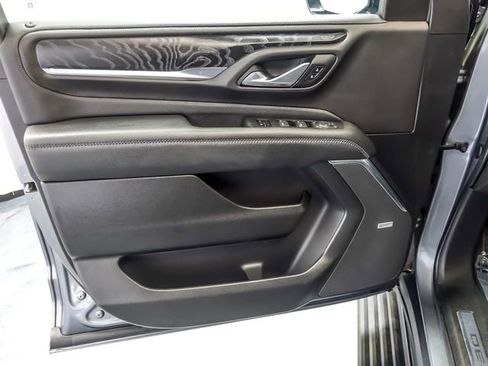 Certified 2022 GMC Yukon XL Denali AWD/4WD image 29