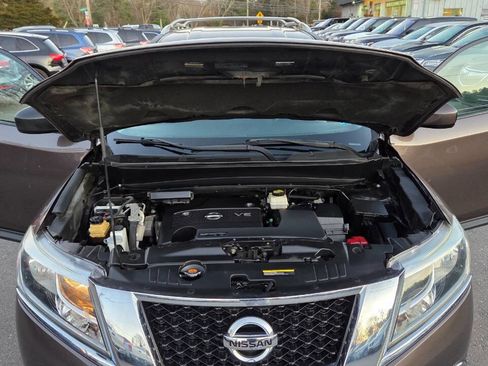 Used 2015 Nissan Pathfinder SV w/ Cargo Package image 46