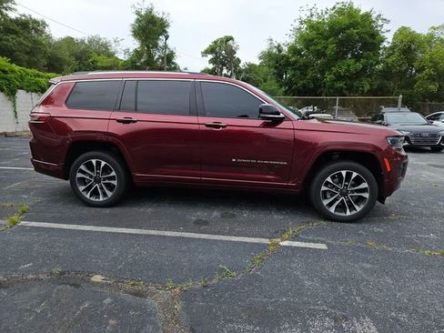 Used 2021 Jeep Grand Cherokee L Overland w/ Advanced Protech Group III AWD/4WD image 6
