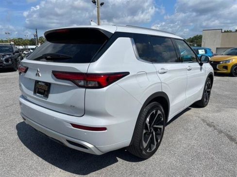 Used 2023 Mitsubishi Outlander SEL image 34