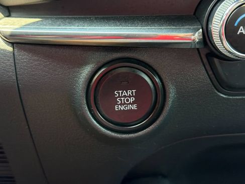 Used 2021 MAZDA MAZDA3 s FWD image 22