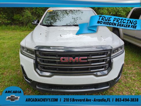 Used 2023 GMC Acadia AT4 AWD/4WD image 2