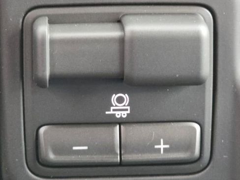 New 2026 GMC Sierra 3500 Pro AWD/4WD image 32