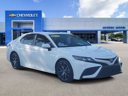Used 2021 Toyota Camry SE