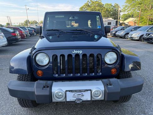 Used 2013 Jeep Wrangler Unlimited Sahara w/ Trailer Tow Group AWD/4WD image 2