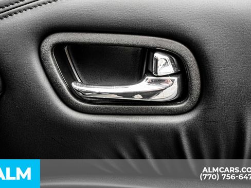 Used 2024 Nissan Armada SL w/ Midnight Edition Package image 51