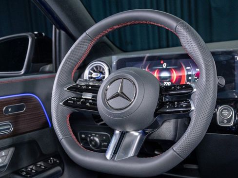 Certified 2025 Mercedes-Benz GLA 250 image 16