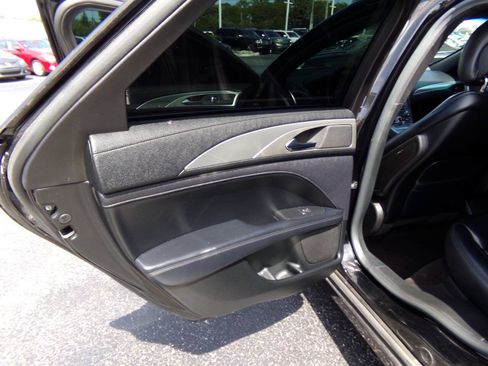 Used 2017 Lincoln MKZ Premiere FWD image 16