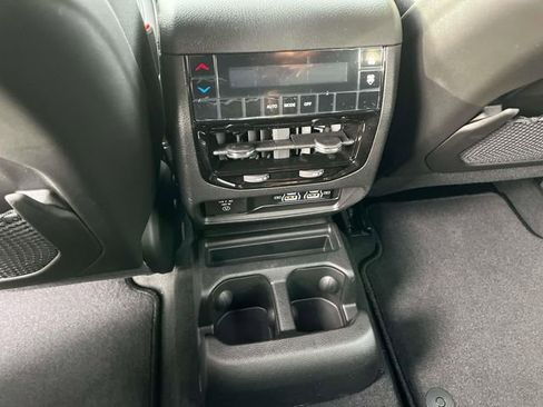 New 2025 Jeep Grand Cherokee L Altitude image 16